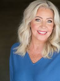 Alysia Ryan's Instagram, Twitter & Facebook