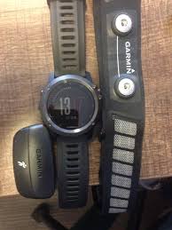 Egzersiz sırasında nabız değeri takibini sağlayan cihaz, hangi nabız aralığında düzenli nefes alıp verdiğinizi belirlemenize yarıyor. Satildi Garmin Fenix 3 Hrm Run Nabiz Bandi Ikinci El Kosu Forum