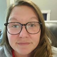 Angela Bottorff's Instagram, Twitter & Facebook