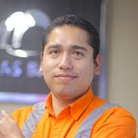 100+ perfiles de «Luis R.»