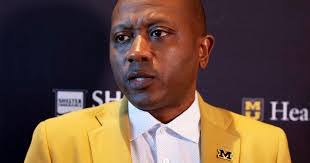 Dennis Gates's Instagram, Twitter & Facebook