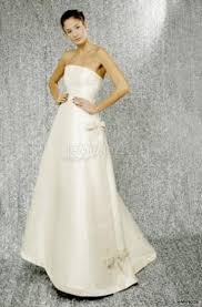 Visualizza altre idee su audrey hepburn, stile audrey hepburn, icone di stile. Foto 308 Abiti Da Sposa Classici Vestito Da Sposa Modello Audrey Hepburn Lemienozze It