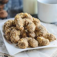 Roll dough into balls a little smaller than walnuts. Walnut Meringue Crescent Cookies Bite It Quick