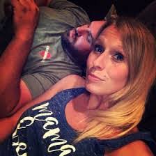 Davina Price's Instagram, Twitter & Facebook