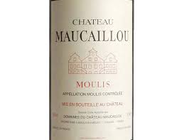 Depuis bordeaux, le château maucaillou est accessible en train. Chateau Maucaillou 2015