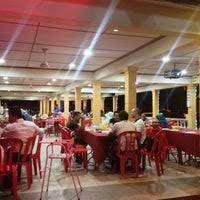 Tu pregunta se publicará a la vista de otros usuarios en la página de preguntas y respuestas. Medan Ikan Bakar Pantai Jeram Restoran Hidangan Laut