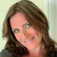 Dana Messick's Instagram, Twitter & Facebook