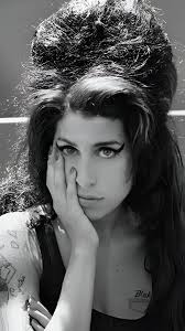 Amy Winehouse chamava “I Can Never Go Home Anymore” das The Shangri-Las de  a música mais triste do mundo. A música conta a história de uma garota que  foge de casa para viver um amor, mas essa escolha ...