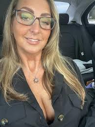 Melissa McNeely-Lauderdale (@mshuneebee77) • Threads, Say more