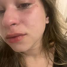 Lo último. Rony Vargas se defiende. Resulta que luego de que su novia, Ana  Victoria Pinzón, lo denunciara por supuesta violencia, el presentador de  deportes de TV también presentó una denuncia en