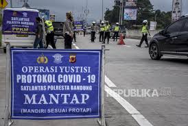 Sama seperti ppkm jilid pertama, kali ini ppkm juga tetap diberlakukan di 7 provinsi di pulau jawa dan bali. Iakmi Ppkm Jawa Bali Tapi Hanya Di 23 Kota Republika Online