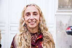 Nota direttrice del mensile di moda vogue e de l'uomo vogue. How Franca Sozzani Inspired Me To Be A Writer Sudden Chic