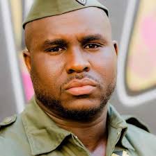 Billy Billy :" Eminem battrait TUPAC...