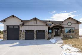 Dream garage with apartment house plans & designs for 2021. House Plan 5631 00117 Ranch Plan 2 594 Square Feet 2 4 Bedrooms 2 5 Bathrooms Modern Farmhouse Plans Ranch House Plan Mountain House Plans