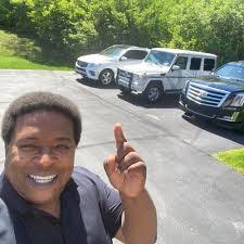 Ben Signorelli's Instagram, Twitter & Facebook