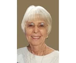 Evelyn Nutt's Instagram, Twitter & Facebook