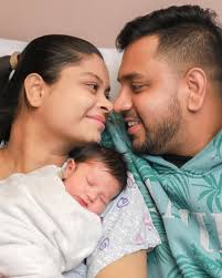 Last month, Joseph Maggiano met with the winners of the Baby Safety Month  giveaway to give them their car seats. Over the holiday weekend, one of  them welcomed their first child into