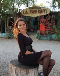 Maybe you would like to learn more about one of these? Pe Platourile De Filmare Din Las Fierbinti Alexandra Cristian