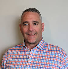 Dennis Lemmon's Instagram, Twitter & Facebook