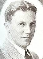 1922: Student Gives Newspaper Inside Scoop