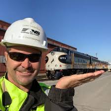 Casey Thomason's Instagram, Twitter & Facebook