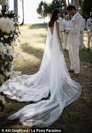 We did not find results for: 75 Wedding Cape Ideen Hochzeitskleid Hochzeit Brautkleid