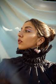 Lucía Fernanda y la música de la nueva cara voz de la saga Carmona