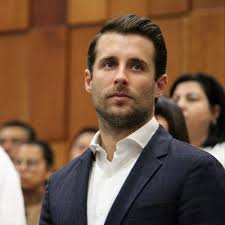 Luis Pineda García (@LuisPinedaGrc)