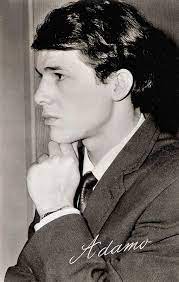 Tuvo gran éxito comercial durante los años 1960 y 1970, principalmente en europa y américa latina. Pin On Musicos Musica Y Cantantes Favoritos De Todos Los Tiempos