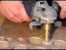 Schneiden und bohren große fliesen: Das Richtige Bohren In Fliesen Mit Winkelschleifer Youtube