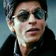 sir bohot shareef sa lagta hai.. call me DON!" 😎🔥 #ShahRukhKhan
