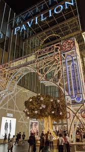 Located in the heart of bukit bintang, pavilion kuala lumpur blends the best of international and local retail, becoming known as. Pavilion Kl Goes Back To Basics For A Beautiful Golden Christmas 2020 Expatgo