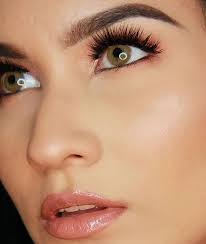 99 Likes, 4 Comments