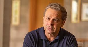 Does Randall Almost Die