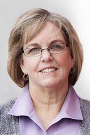 Meet Carol Pendergrass: Expert Drapery Designer