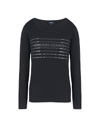 Dayanıklı malzemeleri ve büyük bir yaratıcı ustalıkla tasarladığı mirasını her üründe müşterilerine devreden armani jeans, tarzından ödün vermeyen. Armani Jeans T Shirt In Black Modesens