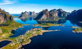 Stavanger (/ s t ə ˈ v æ ŋ ər /, also uk: Noruega Hola Com