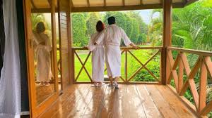 Here is a list of best places to visit in malaysia for a honeymoon. Honeymoon Destinations You Can Probably Go To That Are Still Not Affected By Coronavirus