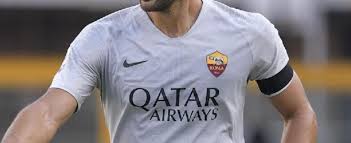 Offerte relazionate fascia da braccio: Roma Chievo I Giallorossi Giocheranno Con Il Lutto Al Braccio