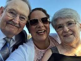 Larry Weddle's Instagram, Twitter & Facebook