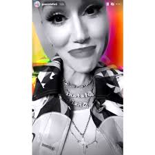 Gwen Stefani Celebrates Bridal Shower With Family: Pics