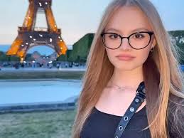 Live wallpaper x Jan Doe (Edith) download