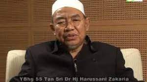 He also held several positions at both the state and federal level. Dr Hj Harussani Zakaria Part 1 Youtube