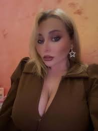 Daniela Barone (@_larubia.0_) • Threads, Say more