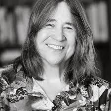 Karen Carr's Instagram, Twitter & Facebook