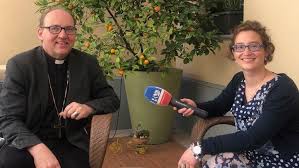Mai 2021 ab 18 uhr findet in der reformierten kirche oftringen die «lange nacht der kirchen» statt. Euhis2sj1hfo M