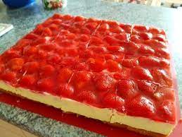 Weitere ideen zu erdbeer schmand kuchen, rezepte, lecker. Erdbeerkuchen Mit Schmand Vanillecreme Von Loeckchen87 Chefkoch Kuchen Erdbeerkuchen Erdbeerkuchen Mit Schmand