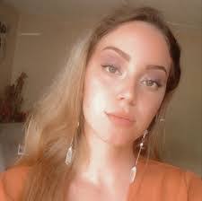 Monique Durbin's Instagram, Twitter & Facebook