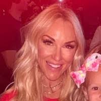 Veronica Smalls's Instagram, Twitter & Facebook