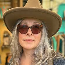 Outdoor and undercover courtyard